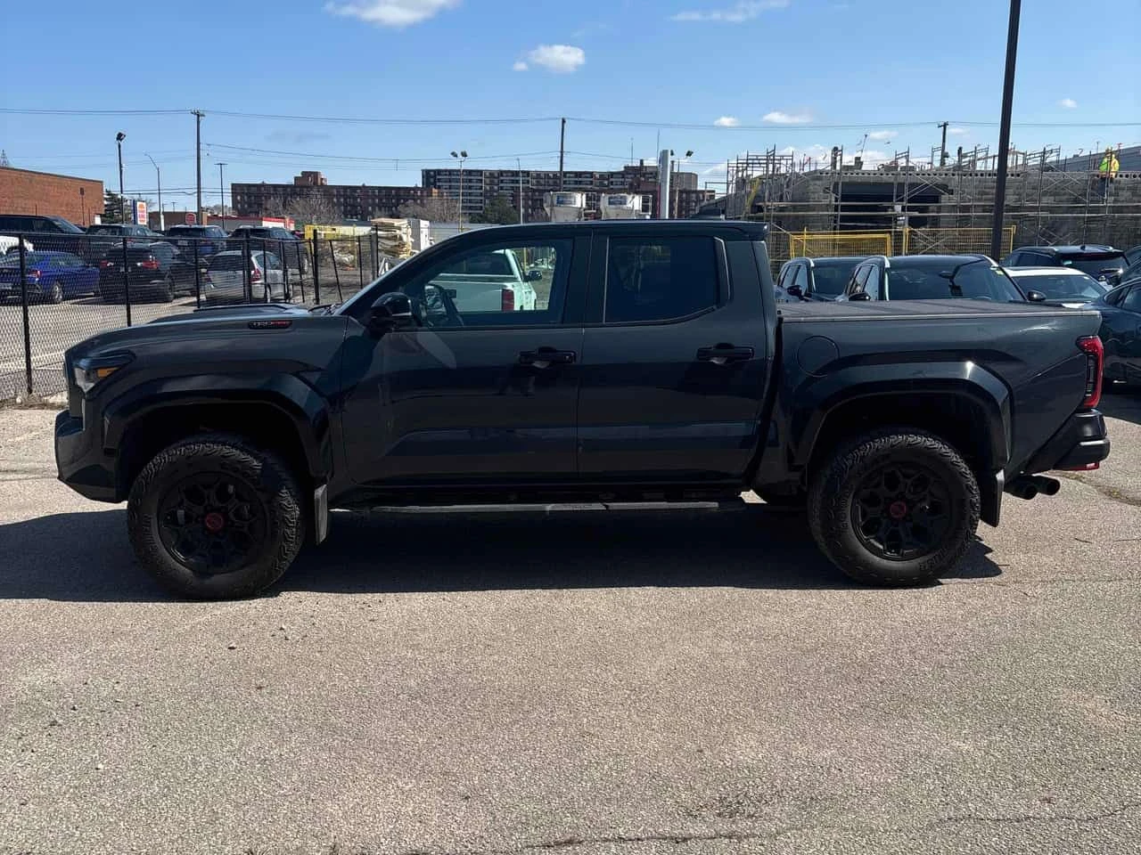Toyota Tacoma TRD PRO Hybrid  CARFAX | Mobile.bg � ����������� 2