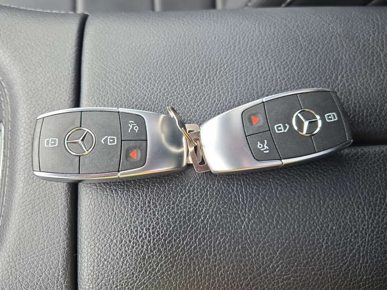 Mercedes-Benz GLE 350  CARFAX, снимка 8 - Автомобили и джипове - 54341337