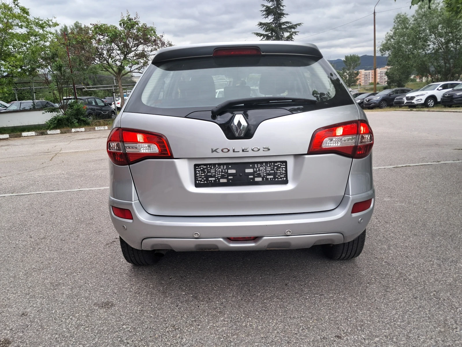 Renault Koleos 2.0 150кс феислифт 4х4 навигация, снимка 4 - Автомобили и джипове - 54588082