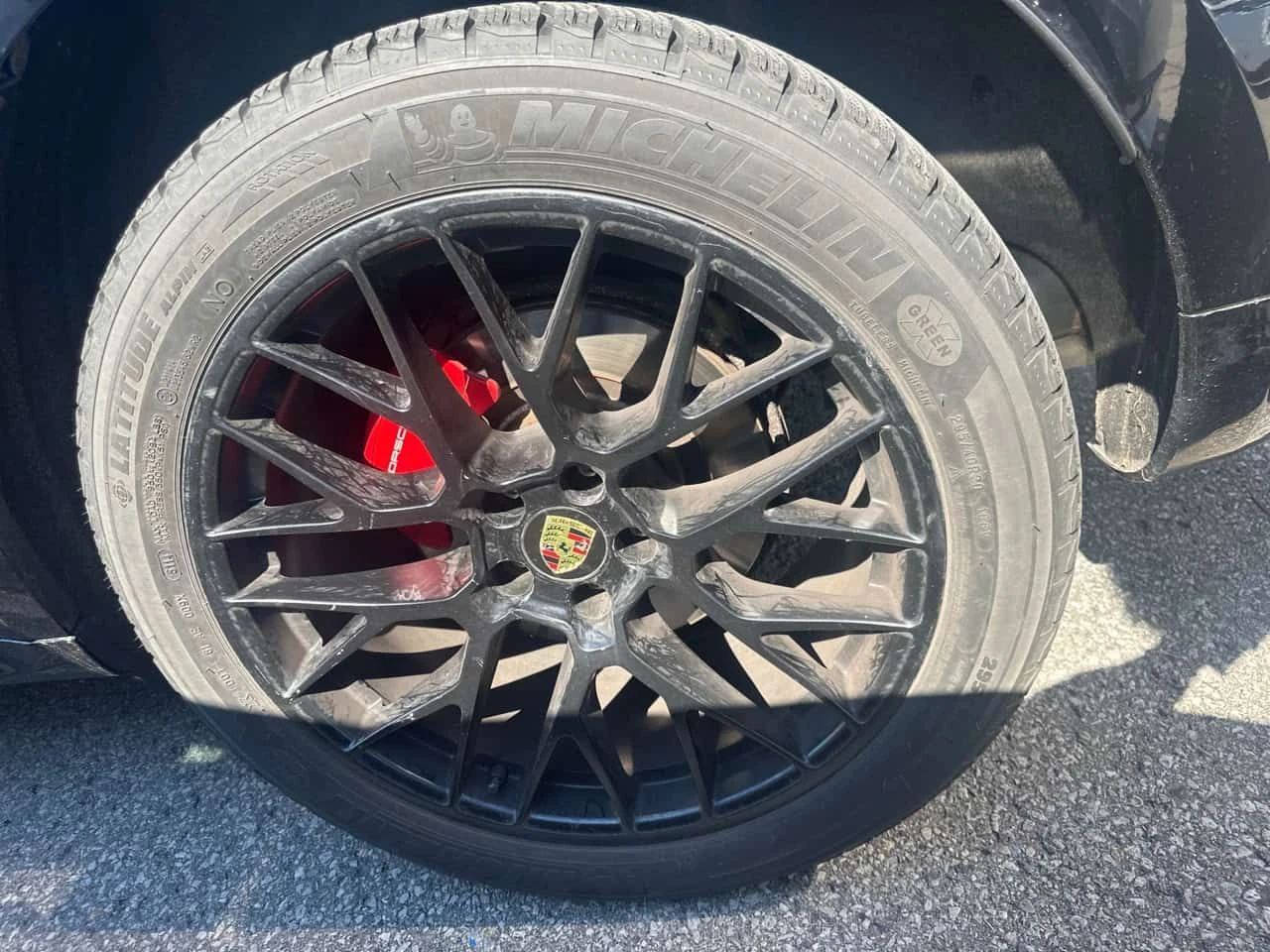 Porsche Macan GTS | CARFAX | БЕЗ ПЪРВОНАЧАЛНА ВНОСКА, снимка 6 - Автомобили и джипове - 55081859