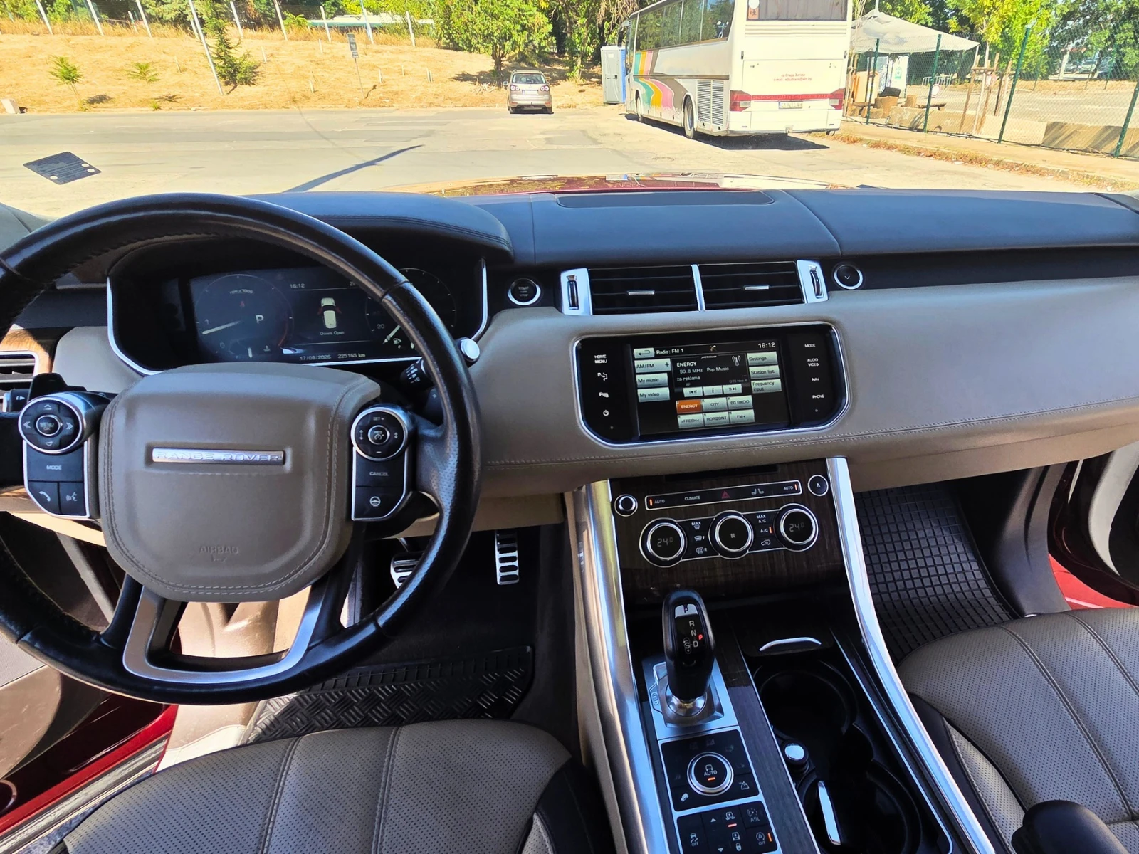 Land Rover Range Rover Sport 3.0 V6 Чисто нов двигател!  , снимка 4 - Автомобили и джипове - 55698171