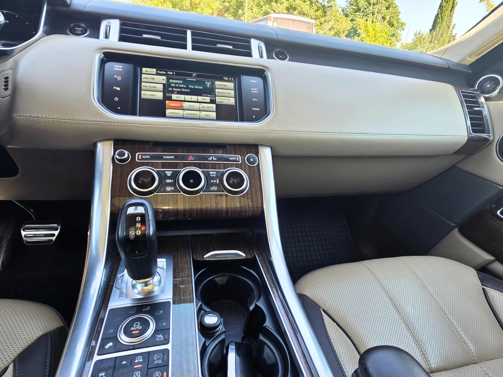 Land Rover Range Rover Sport 3.0 V6 Чисто нов двигател!  , снимка 12 - Автомобили и джипове - 55698171