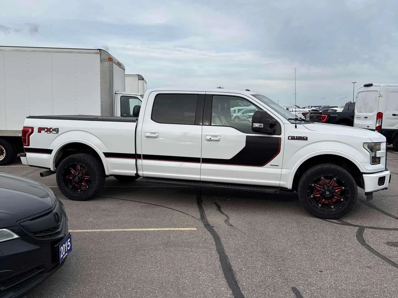 Ford F150 * 4WD SuperCrew 157" Lariat * CARFAX * , снимка 3 - Автомобили и джипове - 56170172