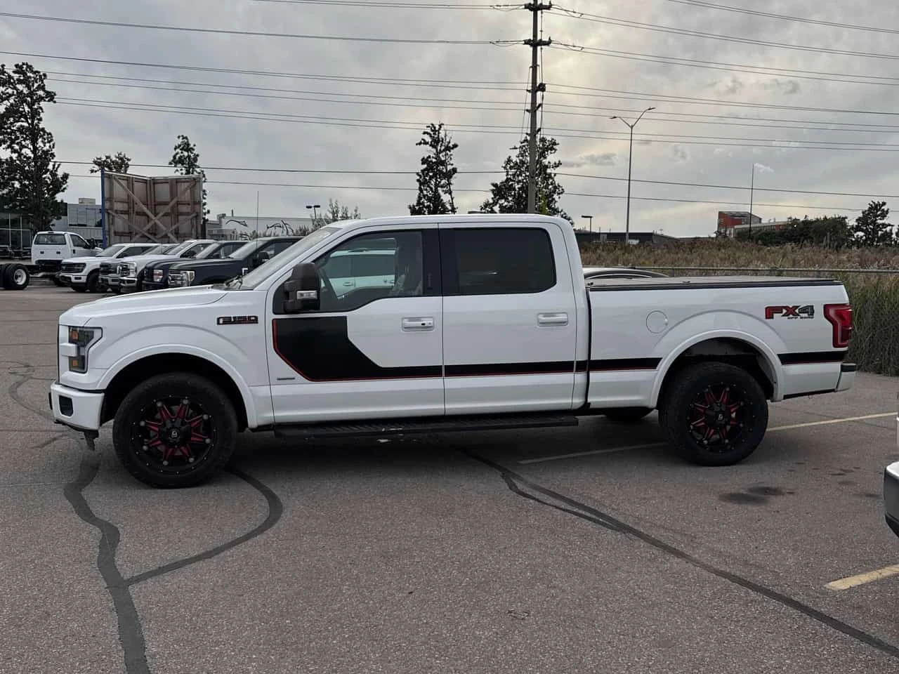 Ford F150 * 4WD SuperCrew 157" Lariat * CARFAX * , снимка 2 - Автомобили и джипове - 56170172