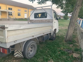 Nissan Trade, снимка 3