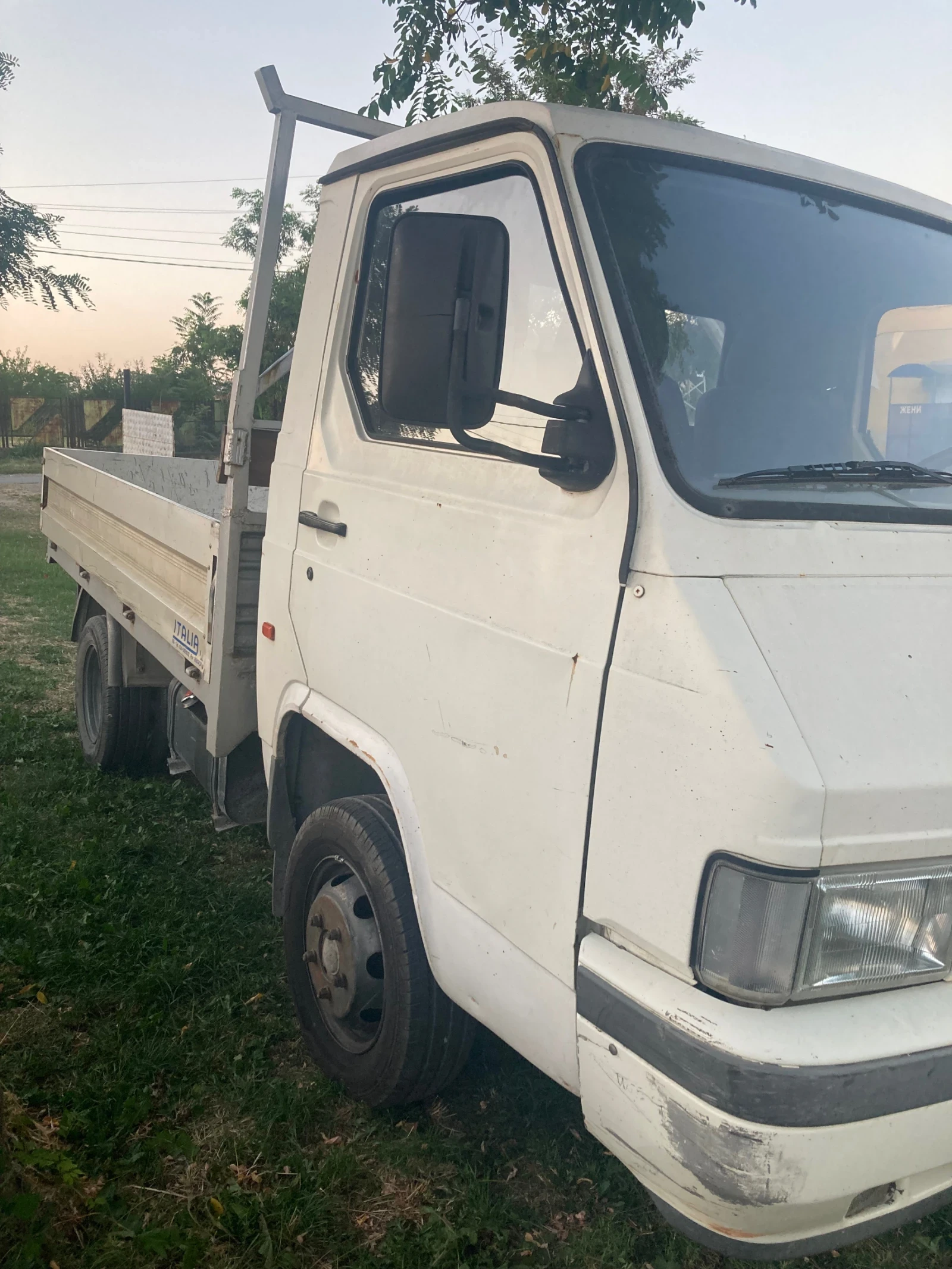 Nissan Trade, снимка 5 - Камиони - 55564909