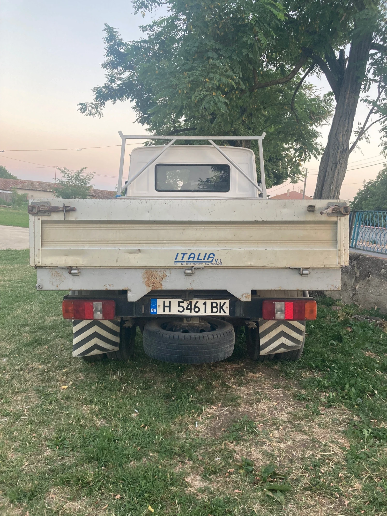 Nissan Trade, снимка 2 - Камиони - 55564909
