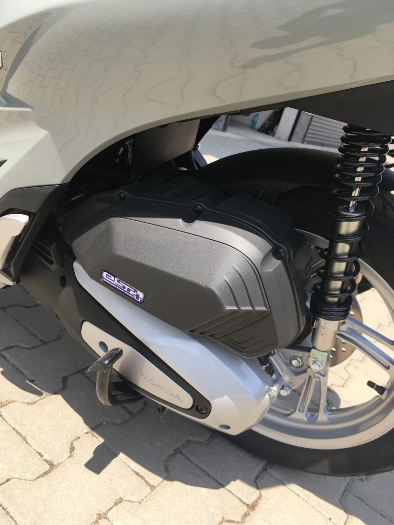 Honda Sh, снимка 8 - Мотоциклети и мототехника - 51079585