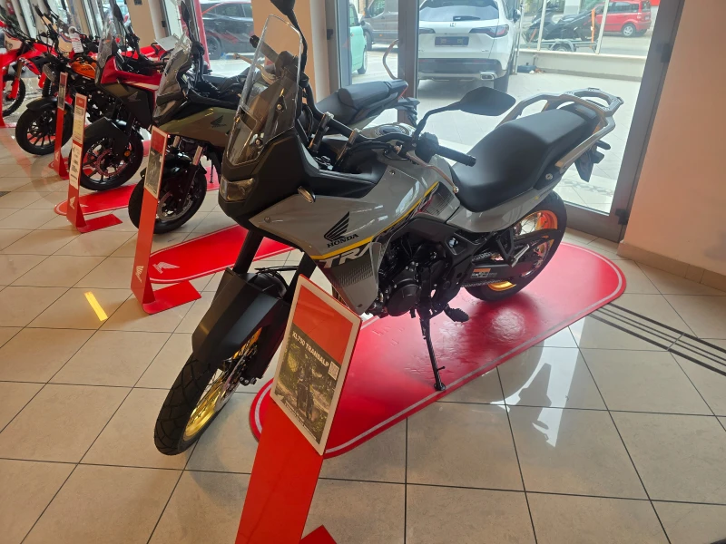 Honda Xl 750 NEW 2025!!!! НАЛИЧНИ KM.0!!!, снимка 2 - Мотоциклети и мототехника - 52313928