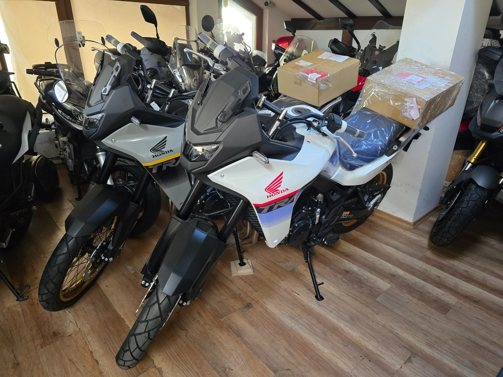 Honda Xl 750 NEW 2025!!!!  KM.0!!! | Mobile.bg   11