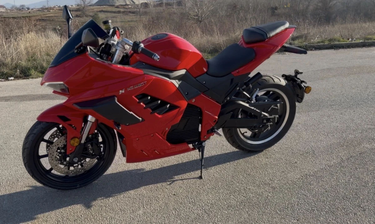 Други Друг Hurricane - изображение 3