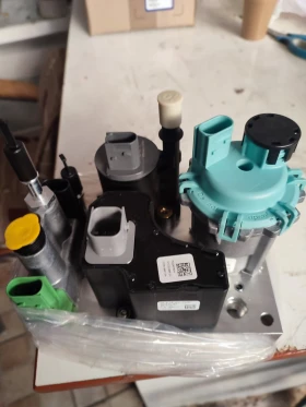 Челен товарач Volvo, снимка 5