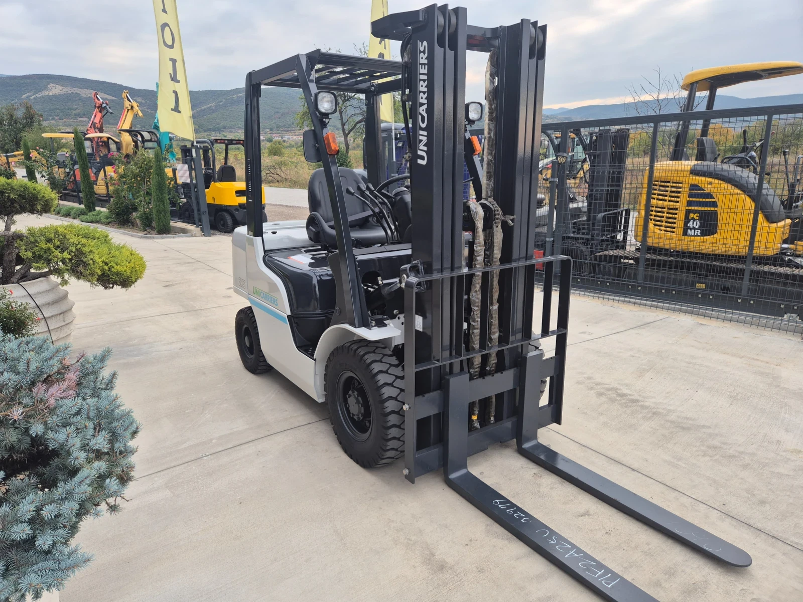  Nissan UniCarriers JAPAN / +   | Mobile.bg   7