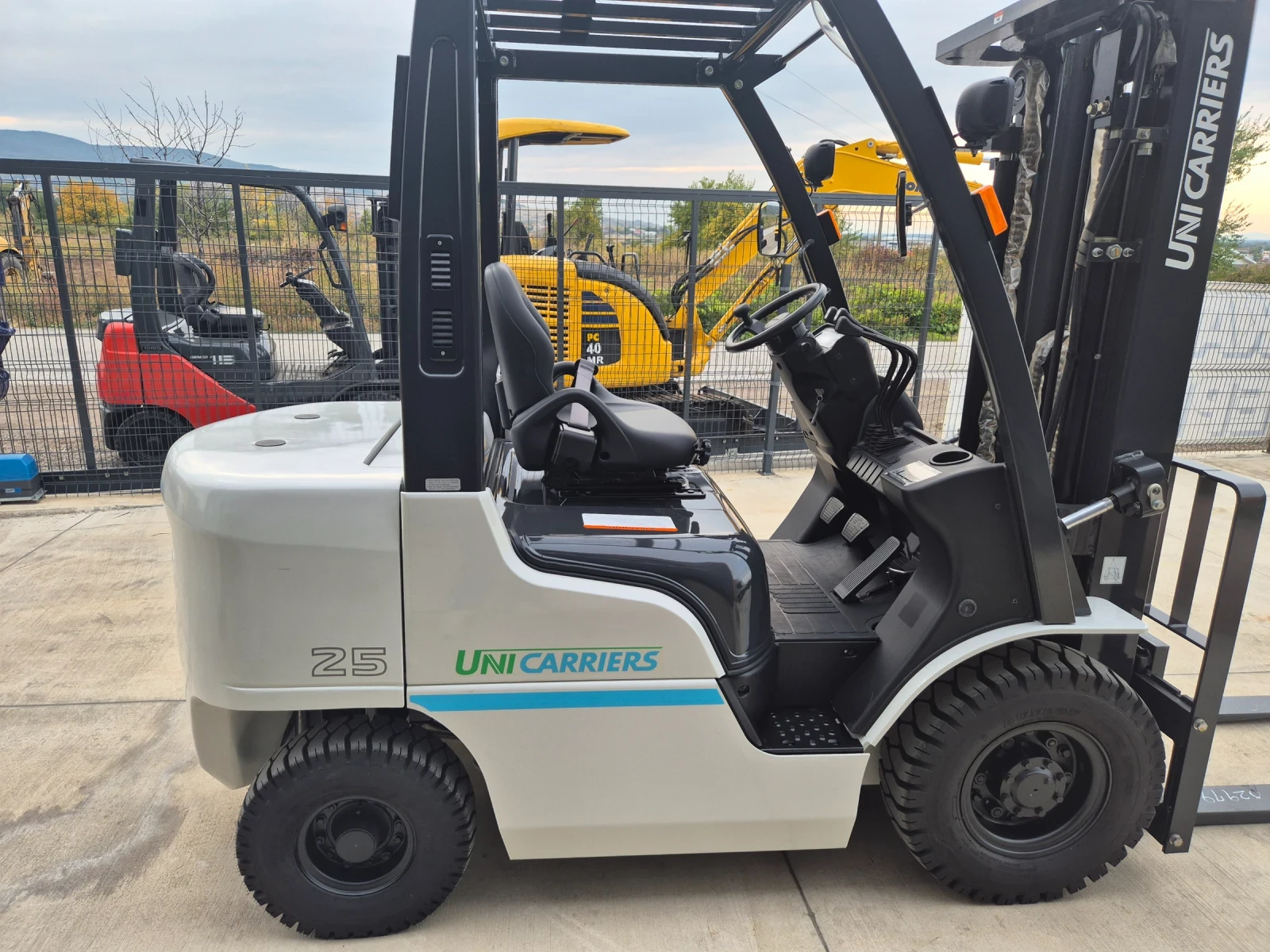  Nissan UniCarriers JAPAN / +   | Mobile.bg   6