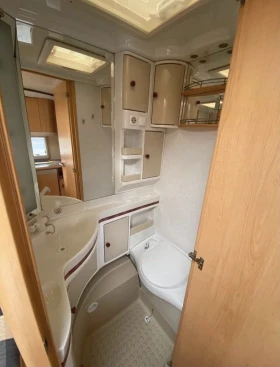 Каравана Hobby De Luxe 30, снимка 13