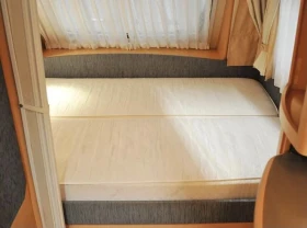 Каравана Hobby De Luxe 30, снимка 3
