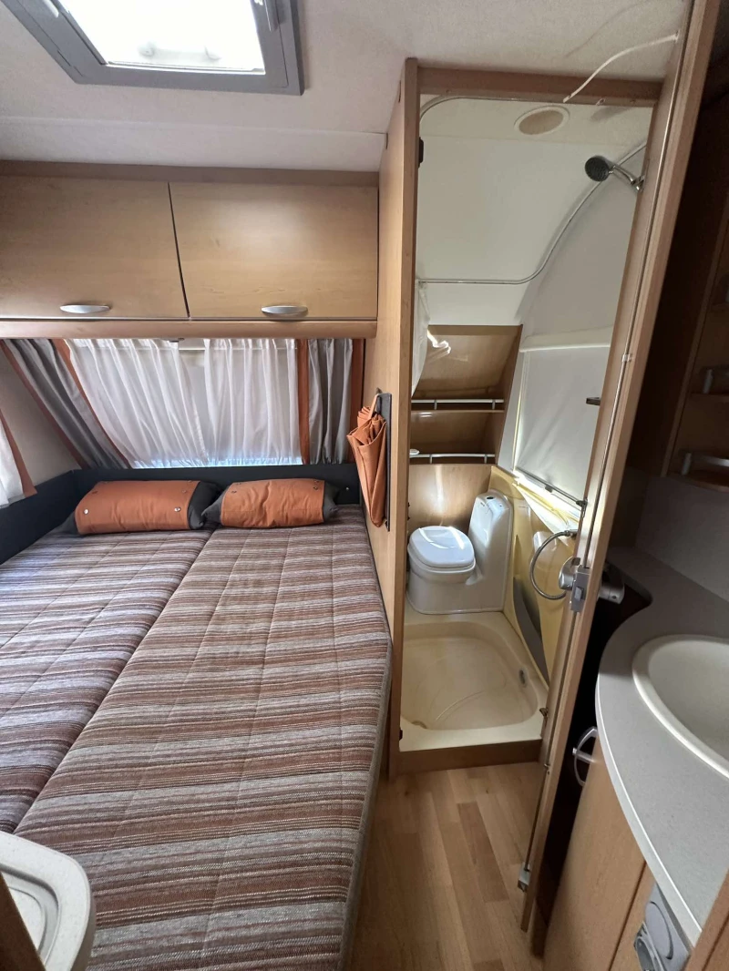 Каравана Knaus Sudwind, снимка 8 - Каравани и кемпери - 50031091