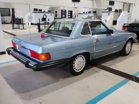 Mercedes-Benz 560 * 560SL * МАЛКО КИЛОМЕТРИ* 2 КЛЮЧА* КЛАСИКА* , снимка 4