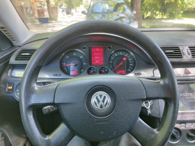 VW Passat, снимка 7 - Автомобили и джипове - 45683294