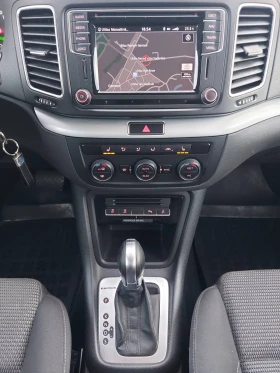VW Sharan 2.0 TDI* 184 к.с.* R-Line* 4 MOTION* АВТОМАТ* 6+ 1 - 28900 € / 56523.49 лв. - 76878110 11