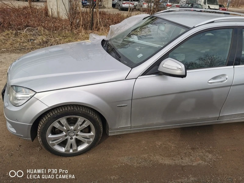 Mercedes-Benz C 320 4x4, снимка 4 - Автомобили и джипове - 45053944