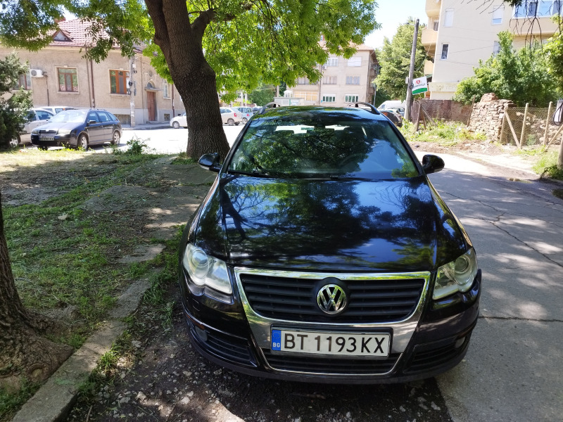 VW Passat, снимка 4 - Автомобили и джипове - 46290023