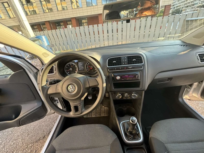 VW Polo 6R 1.4, 99 860 km, снимка 10 - Автомобили и джипове - 47344099