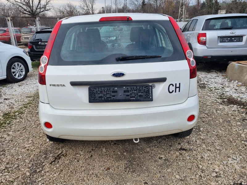 Ford Fiesta, снимка 6 - Автомобили и джипове - 48495198