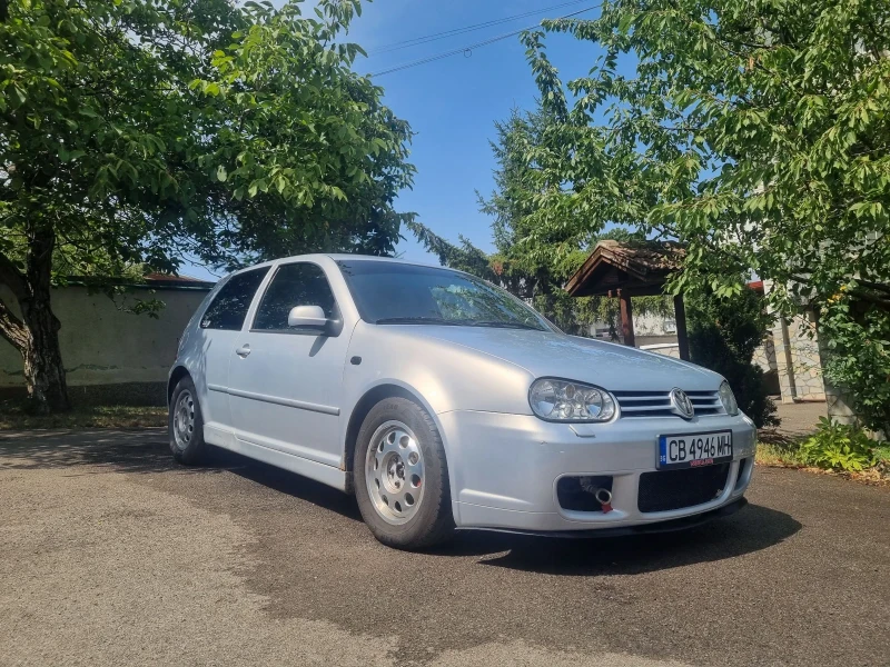 VW Golf, снимка 4 - Автомобили и джипове - 48539615