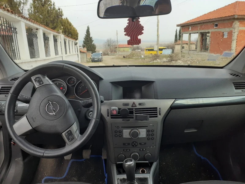 Opel Astra, снимка 6 - Автомобили и джипове - 48951864