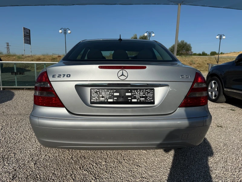 Mercedes-Benz E 270 2.7CDi, АВТОМАТИК, снимка 5 - Автомобили и джипове - 50898534