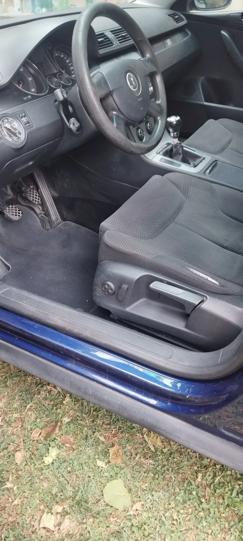 VW Passat B6, снимка 6 - Автомобили и джипове - 52658356