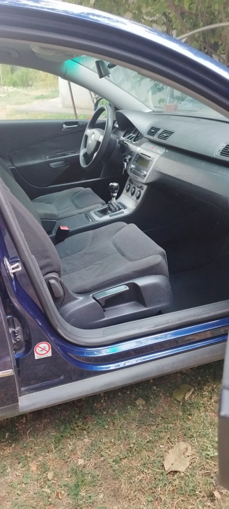 VW Passat B6, снимка 2 - Автомобили и джипове - 52658356