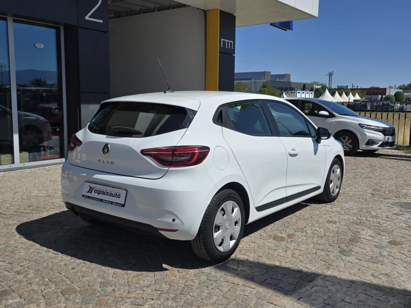 Renault Clio Tce 100 BVM5 S&S, снимка 4 - Автомобили и джипове - 51523975