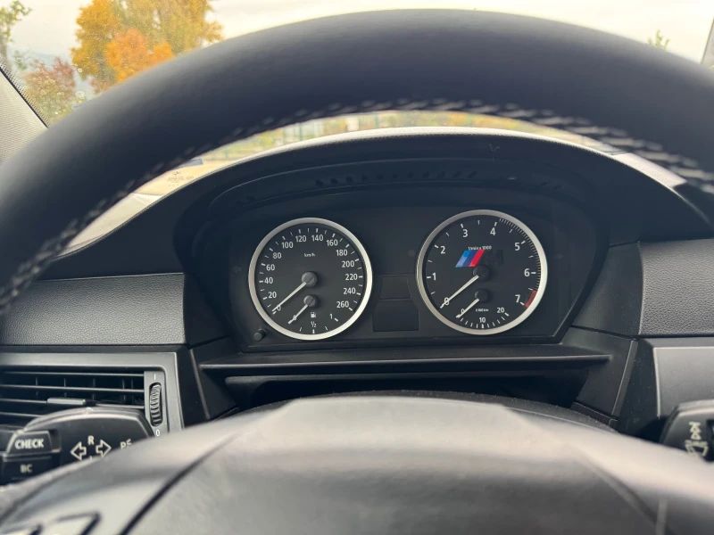 BMW 520 177 кс Бартер , Лизинг, снимка 12 - Автомобили и джипове - 52098286