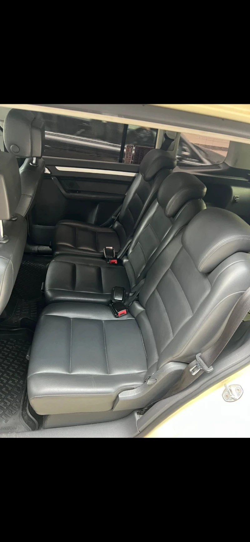 VW Touran, снимка 8 - Автомобили и джипове - 53326852