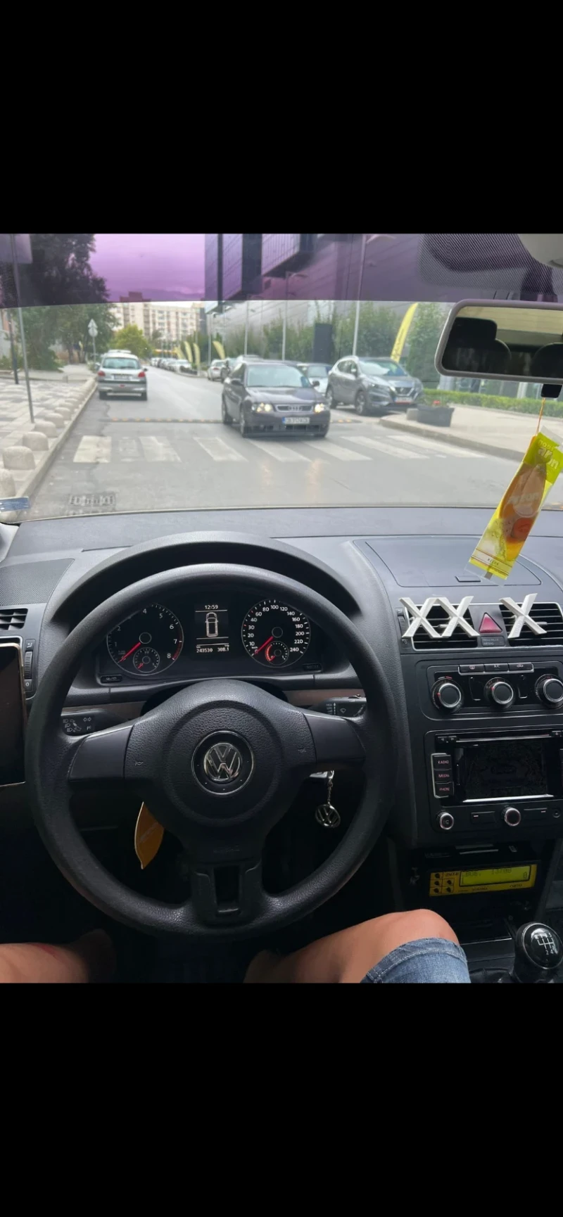 VW Touran, снимка 12 - Автомобили и джипове - 53326852