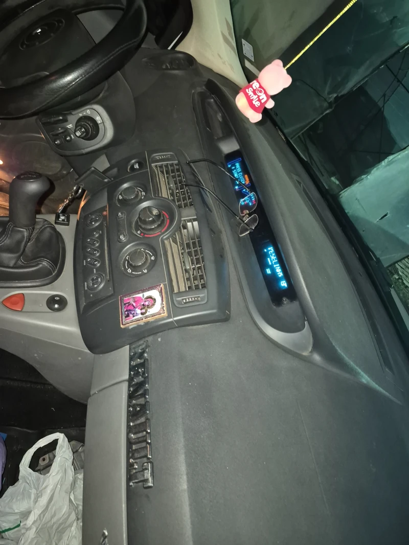 Renault Scenic  1.6 Lpg, снимка 5 - Автомобили и джипове - 52620746