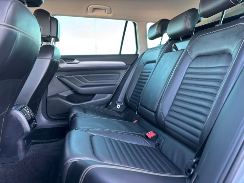 VW Passat / GTE / PLUG IN / MATRIX / HEAD UP / TOP /, снимка 11 - Автомобили и джипове - 52721073