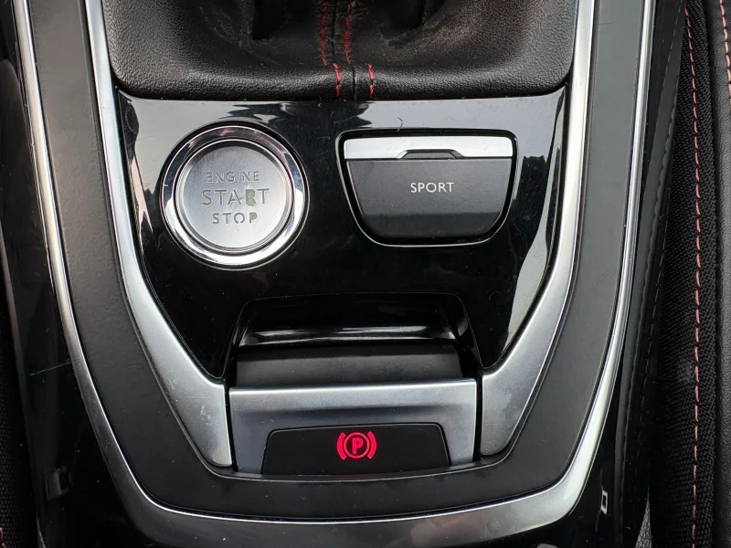 Peugeot 308 1.2 PureTech GT LINE * ЛИЗИНГ* БАРТЕР* , снимка 14 - Автомобили и джипове - 52815459