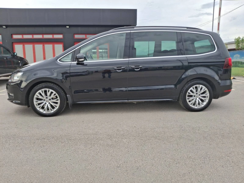 VW Sharan 2.0 TDI* 184 к.с.* R-Line* 4 MOTION* АВТОМАТ* 6+ 1, снимка 4 - Автомобили и джипове - 52965524
