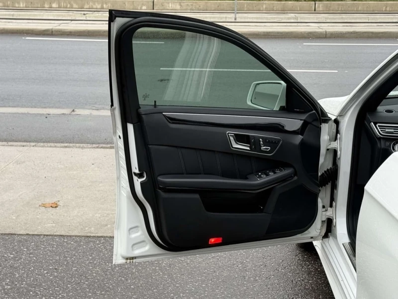 Mercedes-Benz E 400 * CARFAX * ЦЕНА ДО БГ, снимка 12 - Автомобили и джипове - 53178977