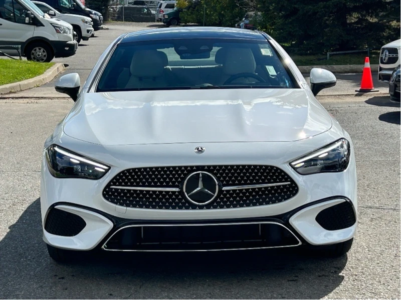 Mercedes-Benz CLE 300/4MATIC/Опция за кредиткиране, снимка 8 - Автомобили и джипове - 53273390