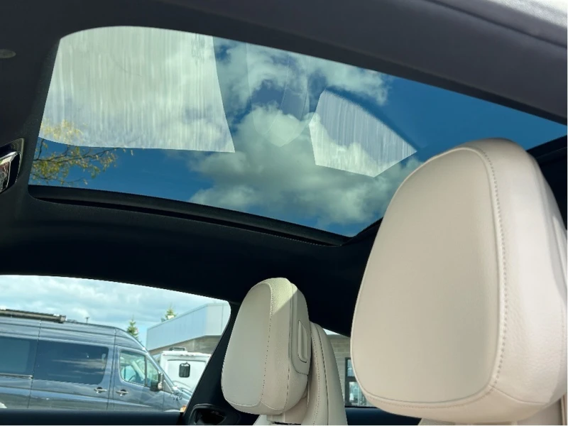 Mercedes-Benz CLE 300/4MATIC/Опция за кредиткиране, снимка 13 - Автомобили и джипове - 53273390