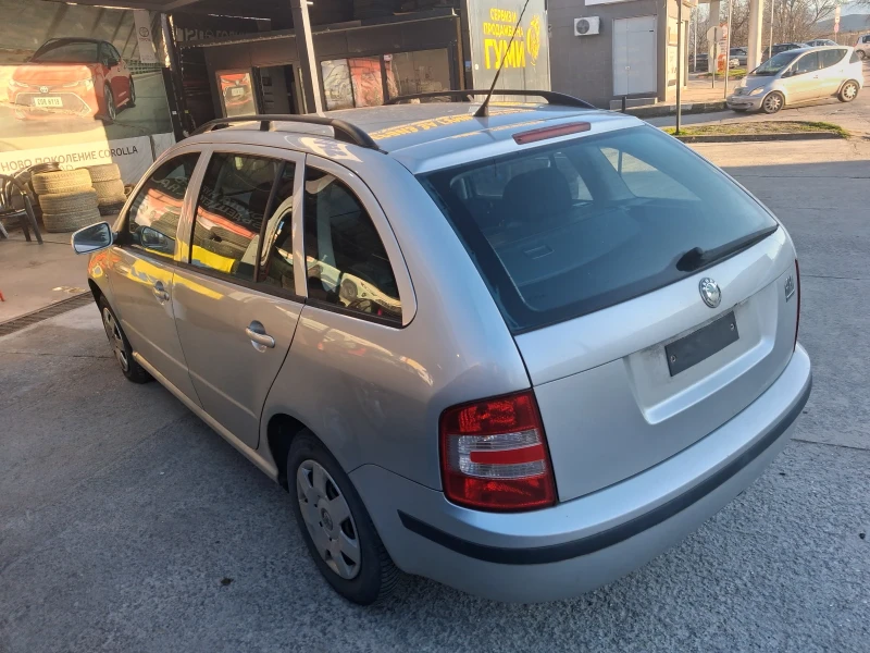 Skoda Fabia 1.4tdi НОВ ВНОС УДАРЕНА, снимка 3 - Автомобили и джипове - 53540634