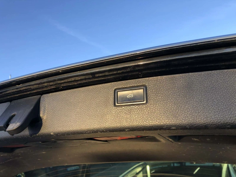 VW Passat Sportline, снимка 13 - Автомобили и джипове - 53570137