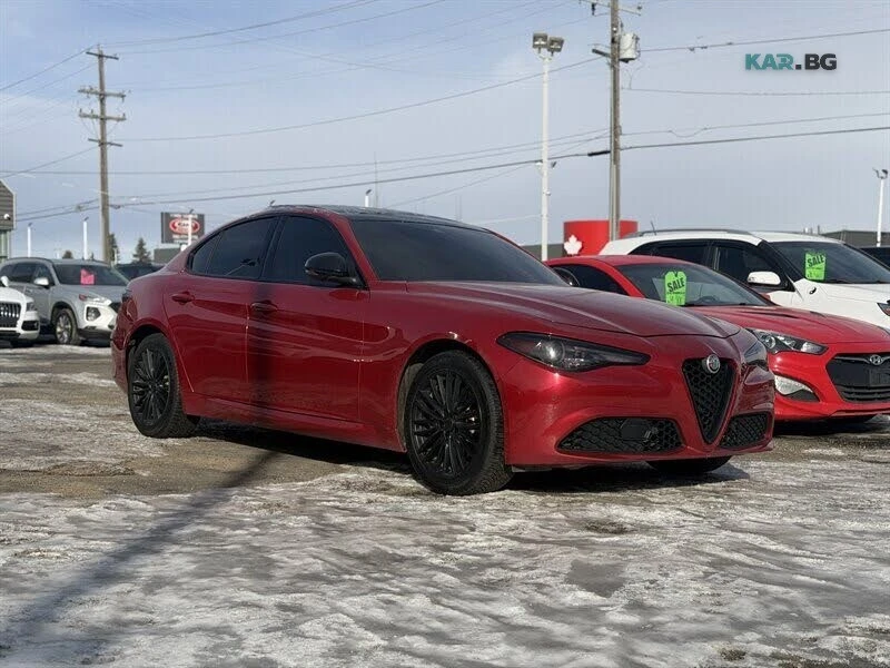 Alfa Romeo Giulia Ti* Q4* АвтоКредит* (ЦЕНА ДО БГ), снимка 3 - Автомобили и джипове - 54932036