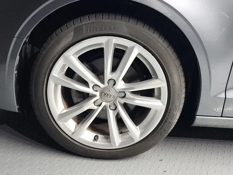 Audi A3 35 Tdi Dynamic 8V, снимка 5 - Автомобили и джипове - 56003073