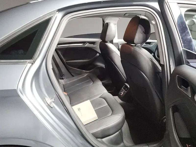 Audi A3 35 Tdi Dynamic 8V, снимка 12 - Автомобили и джипове - 56003073