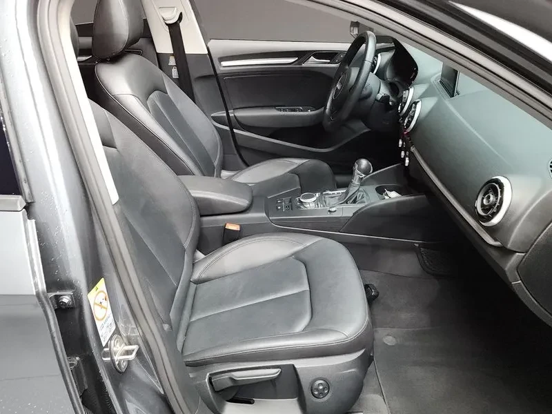Audi A3 35 Tdi Dynamic 8V, снимка 11 - Автомобили и джипове - 56003073